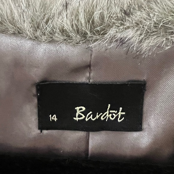 Size 14 Bardot vest - Picture 2 of 4